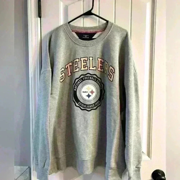 NWT Pittsburgh Steelers NFL Sweatshirt Tommy Hilfiger - Picture 1 of 6